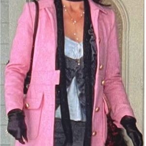 Pink Coat Alternate to Lorelai Gilmore in Gilmore Girls